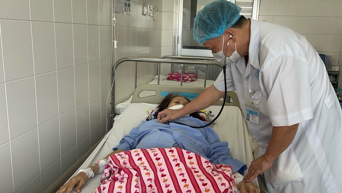 Cần Thơ: Cứu sống bệnh nhân ra huyết âm đạo khoảng 1 tháng- Ảnh 1. Cần Thơ: Cứu sống bệnh nhân ra huyết âm đạo khoảng 1 tháng- Ảnh 1.