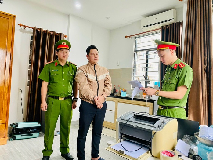 Chủ tịch HĐQT, Tổng giám đốc VietNam Capital lừa đảo hơn 200 tỉ đồng- Ảnh 2. Chủ tịch HĐQT, Tổng giám đốc VietNam Capital lừa đảo hơn 200 tỉ đồng- Ảnh 2.
