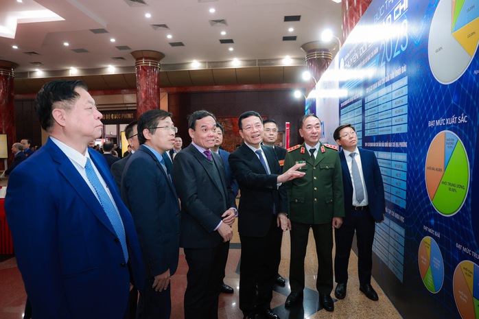 Xây dựng nền báo chí chuyên nghiệp, nhân văn, hiện đại- Ảnh 3. Hội nghị báo chí toàn quốc