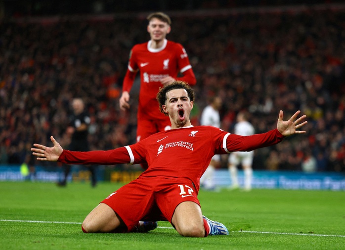 Thắng đậm West Ham, Liverpool đoạt vé bán kết League Cup- Ảnh 6. Thắng đậm West Ham, Liverpool đoạt vé bán kết League Cup- Ảnh 6.