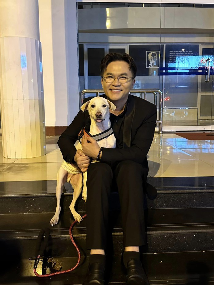 Đại Nghĩa, Cát Phượng sợ hãi khi xem "Quỷ cẩu"- Ảnh 3. Đại Nghĩa, Cát Phượng sợ hãi khi xem "Quỷ cẩu"- Ảnh 3.