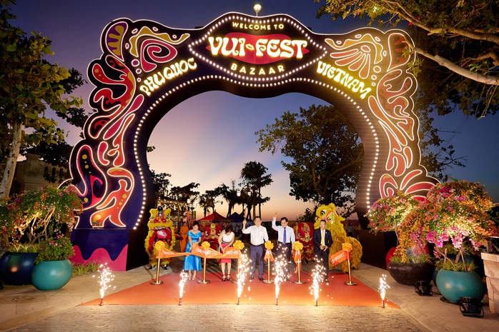 Chợ đêm bên biển VUI-Fest Bazaar – địa điểm ăn chơi “vui phết” tại Phú Quốc- Ảnh 1. Chợ đêm bên biển VUI-Fest Bazaar – địa điểm ăn chơi “vui phết” tại Phú Quốc- Ảnh 1.