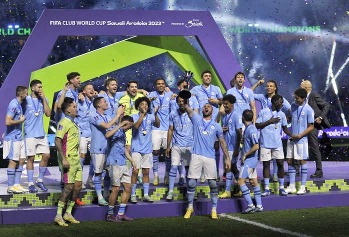 Thắng "4 sao" Fluminense, Man City lần đầu đăng quang Club World Cup- Ảnh 5. Thắng "4 sao" Fluminense, Man City lần đầu đăng quang Club World Cup- Ảnh 5.