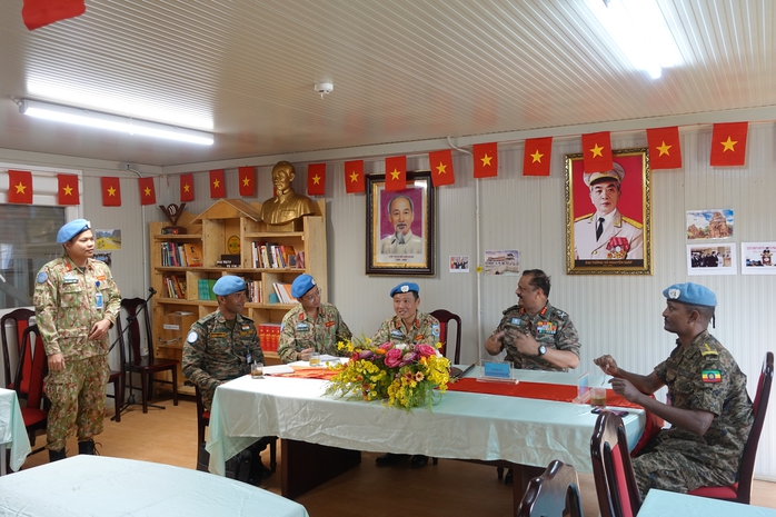 Tư lệnh Quân sự Phái bộ UNMISS ấn tượng với Quân đội Việt Nam- Ảnh 7. Tư lệnh Quân sự Phái bộ UNMISS ấn tượng với Quân đội Việt Nam- Ảnh 7.