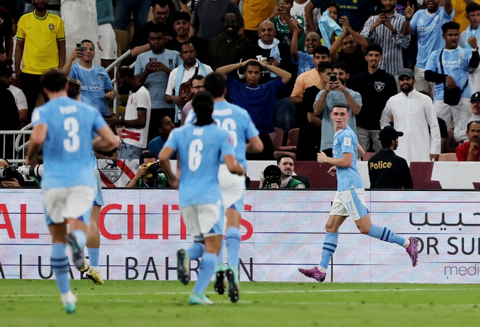 Thắng "4 sao" Fluminense, Man City lần đầu đăng quang Club World Cup- Ảnh 3. Thắng "4 sao" Fluminense, Man City lần đầu đăng quang Club World Cup- Ảnh 3.