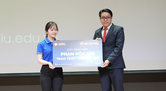 Học bổng tiếp bước hành trình hỗ trợ 100% học phí ĐH cho học sinh THPT- Ảnh 1. Học bổng tiếp bước hành trình hỗ trợ 100% học phí ĐH cho học sinh THPT- Ảnh 1.