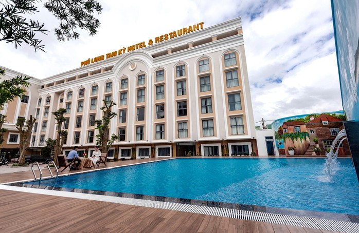 Lãnh đạo Quảng Nam dự khai trương khu liên hợp nhà hàng, khách sạn lớn nhất Tam Kỳ- Ảnh 3. Lãnh đạo Quảng Nam dự khai trương bóng đá tỷ lệ kèo nhà cái liên hợp nhà hàng, khách sạn lớn nhất Tam Kỳ- Ảnh 3.