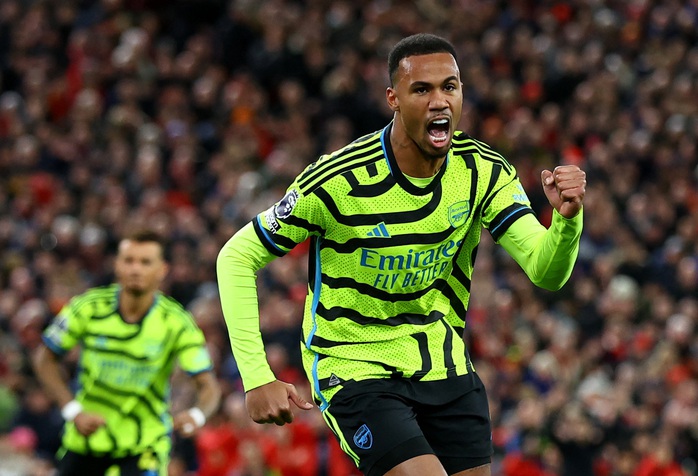 Hòa Liverpool, fan Arsenal vừa mừng vừa lo- Ảnh 3. Hòa Liverpool, fan Arsenal vừa mừng vừa lo- Ảnh 3.