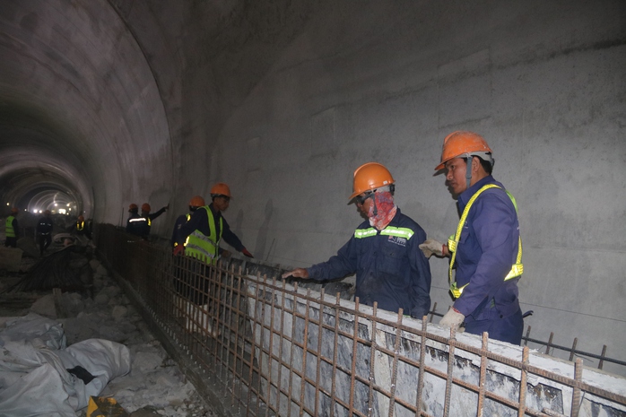 Hình ảnh đường cao tốc Cam Lâm - Vĩnh Hảo trước giờ thông xe kỹ thuật- Ảnh 4. Hình ảnh đường cao tốc Cam Lâm - Vĩnh Hảo trước giờ thông xe kỹ thuật- Ảnh 4.