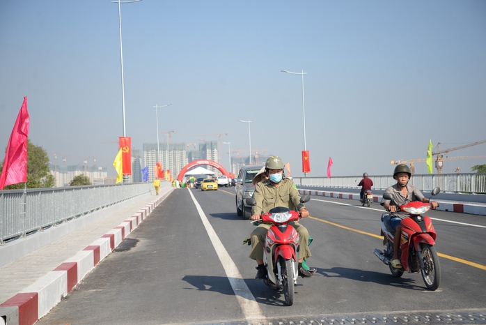 Cuối năm, gấp rút giải ngân vốn bồi thường- Ảnh 1. Cuối năm, gấp rút giải ngân vốn bồi thường- Ảnh 1.