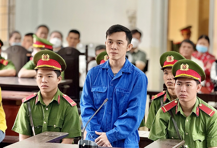 Bênh vực mẹ bị đánh, con mang xăng phóng hỏa giết người- Ảnh 1. Bênh vực mẹ bị đánh, con mang xăng phóng hỏa giết người- Ảnh 1.