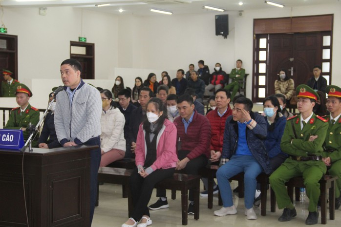 Cựu thư ký thứ trưởng Y tế xin giảm nhẹ hình phạt để sớm trở về sửa chữa lỗi lầm- Ảnh 2. Cựu thư ký thứ trưởng Y tế xin giảm nhẹ hình phạt để sớm trở về sửa chữa lỗi lầm- Ảnh 2.