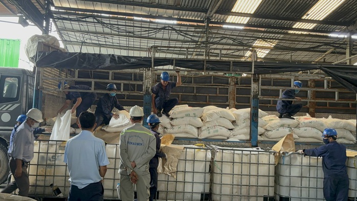 TP HCM: Phát hiện gần 25 tấn nội tạng động vật không hạn sử dụng- Ảnh 1. TP HCM: Phát hiện gần 25 tấn nội tạng động vật không hạn sử dụng- Ảnh 1.