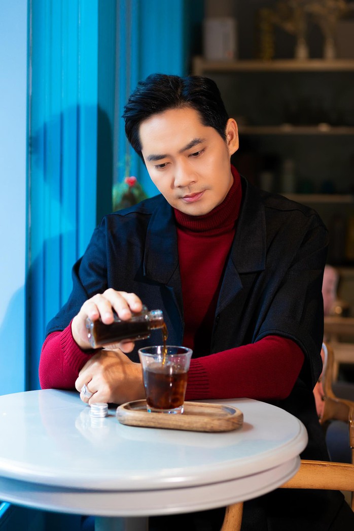 Diễn viên Minh Luân có phải đại gia?

- Ảnh 4.