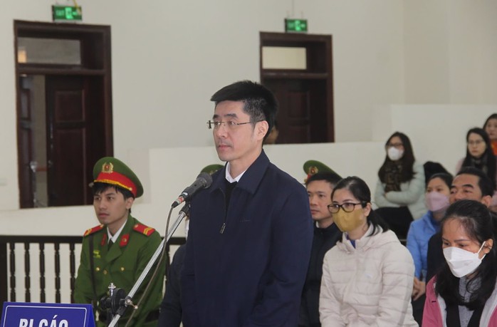 Cựu điều tra viên Hoàng Văn Hưng nói hối hận, xin sớm về với gia đình, cống hiến cho xã hội- Ảnh 1. Cựu điều tra viên Hoàng Văn Hưng nói hối hận, xin sớm về với gia đình, cống hiến cho xã hội- Ảnh 1.