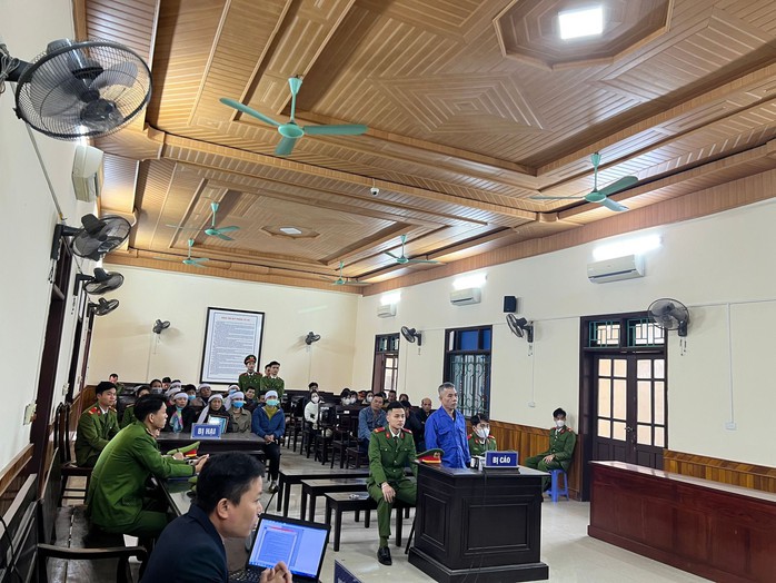 Đâm chết hàng xóm vì cho rằng người này ném đá lên mái tôn nhà mình- Ảnh 1. Đâm chết hàng xóm vì cho rằng người này ném đá lên mái tôn nhà mình- Ảnh 1.