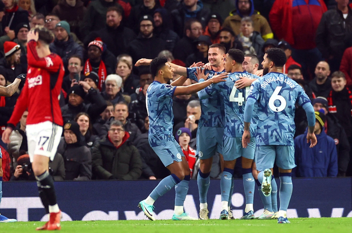 Hojlund nổ súng, Man United quật ngã Aston Villa ngày Lễ tặng quà- Ảnh 1. Hojlund nổ súng, Man United quật ngã Aston Villa ngày Lễ tặng quà- Ảnh 1.