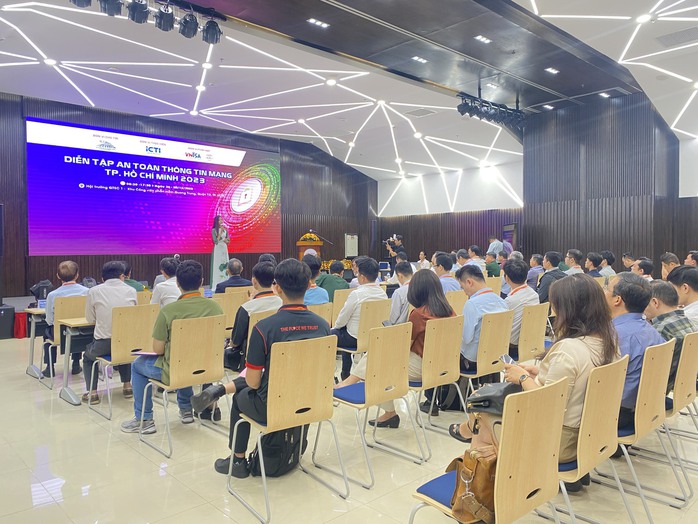 TP HCM tổ chức diễn tập và thực chiến an toàn thông tin mạng- Ảnh 1. TP HCM tổ chức diễn tập và thực chiến an toàn thông tin mạng- Ảnh 1.