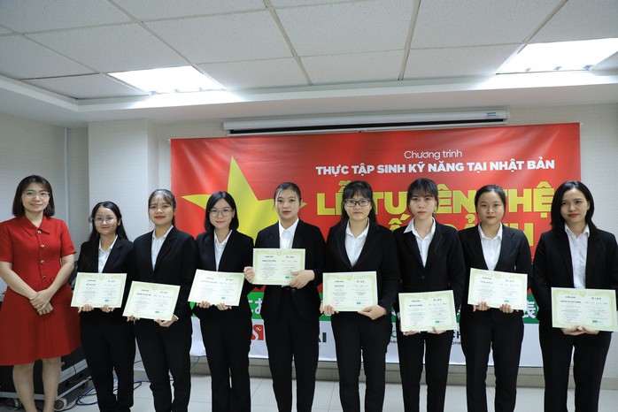 Mổ xẻ thực trạng xuất khẩu lao động- Ảnh 1. Mổ xẻ thực trạng xuất khẩu lao động- Ảnh 1.