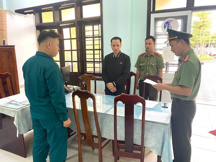 Công an Quảng Nam vừa bắt thêm một giám đốc- Ảnh 1. Công an Quảng Nam vừa bắt thêm một giám đốc- Ảnh 1.