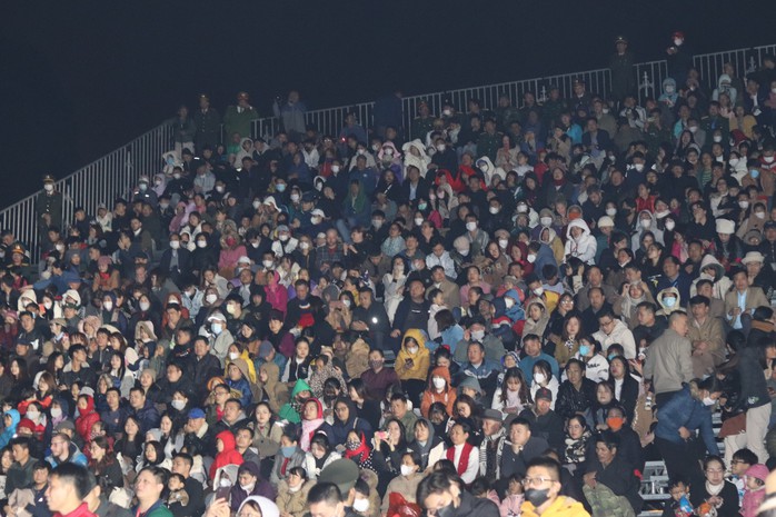 Phó Chủ tịch nước Võ Thị Ánh Xuân dự lễ khai mạc Festival Ninh Bình - Tràng An- Ảnh 3. Phó Chủ tịch nước Võ Thị Ánh Xuân dự lễ khai mạc Festival Ninh Bình - Tràng An- Ảnh 3.