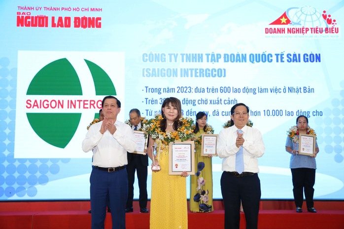 Vinh danh 12 "Doanh nghiệp xuất khẩu lao động tiêu biểu" năm 2023- Ảnh 6. Vinh danh 12 "Doanh nghiệp xuất khẩu lao động tiêu biểu" năm 2023- Ảnh 6.