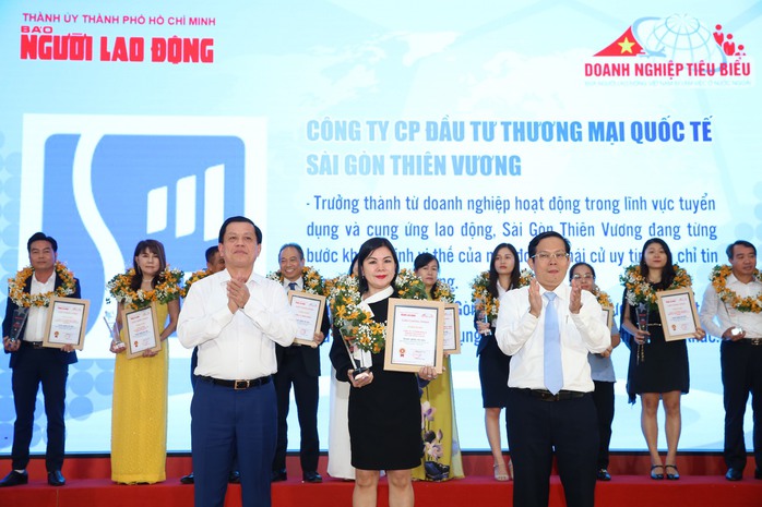 Vinh danh 12 "Doanh nghiệp xuất khẩu lao động tiêu biểu" năm 2023- Ảnh 9. Vinh danh 12 "Doanh nghiệp xuất khẩu lao động tiêu biểu" năm 2023- Ảnh 9.