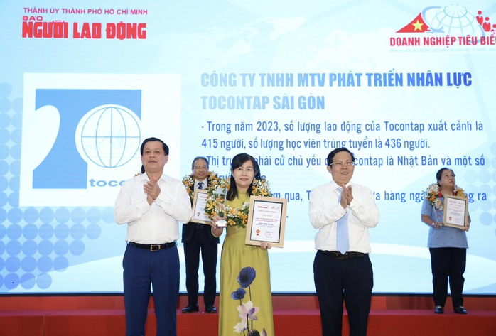 Vinh danh 12 "Doanh nghiệp xuất khẩu lao động tiêu biểu" năm 2023- Ảnh 11. Vinh danh 12 "Doanh nghiệp xuất khẩu lao động tiêu biểu" năm 2023- Ảnh 11.