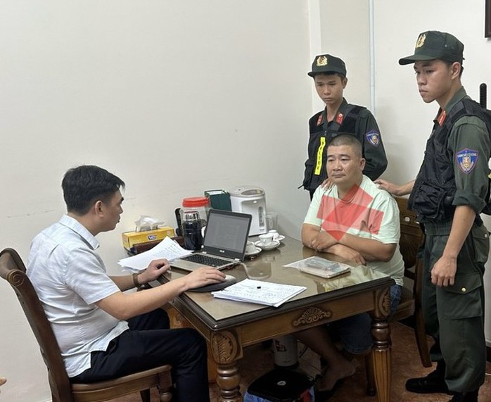 "Ông trùm" tại TP HCM điều hành đường dây đánh bạc với giao dịch hơn 5.000 tỉ đồng- Ảnh 1. "Ông trùm" tại TP HCM điều hành đường dây đánh bạc với giao dịch hơn 5.000 tỉ đồng- Ảnh 1.