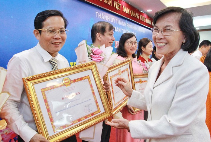 Không ngừng đổi mới công tác tuyên giáo- Ảnh 1. Không ngừng đổi mới công tác tuyên giáo- Ảnh 1.