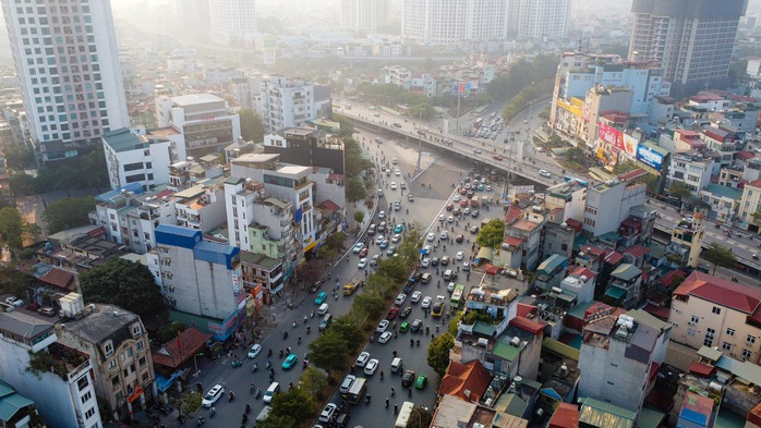VIDEO: Ngã Tư Sở thông suốt sau khi phân luồng lại- Ảnh 11. VIDEO: Ngã Tư Sở thông suốt sau khi phân luồng lại- Ảnh 11.