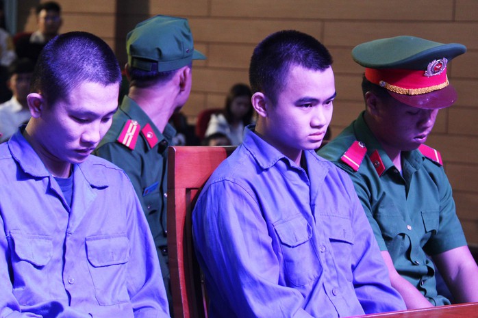 Xét xử vụ cướp ngân hàng, giết bảo vệ rúng động Đà Nẵng- Ảnh 2. Xét xử vụ cướp ngân hàng, giết bảo vệ rúng động Đà Nẵng- Ảnh 2.