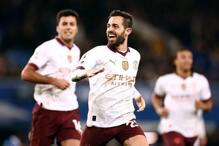 Ngược dòng ngoạn mục, Man City khẳng định sức mạnh nhà vô địch World Cup- Ảnh 8. Ngược dòng ngoạn mục, Man City khẳng định sức mạnh nhà vô địch World Cup- Ảnh 8.