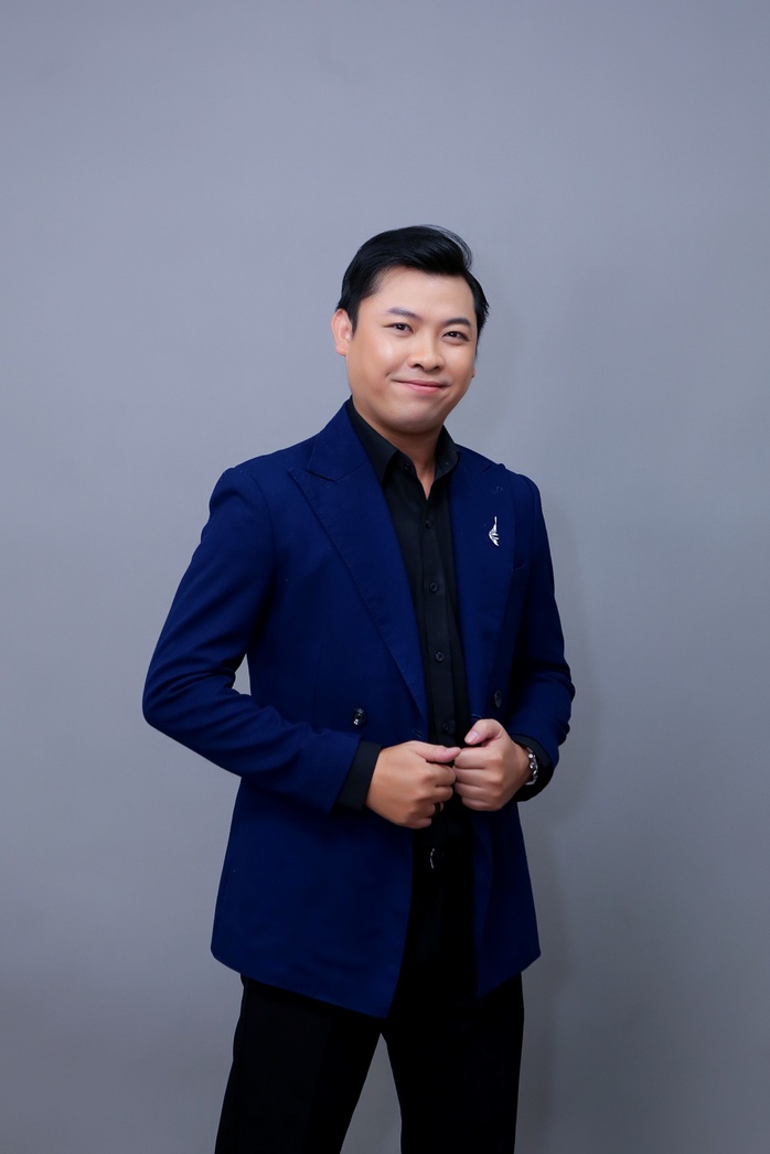 Hứa Minh Đạt: "Lâm Vỹ Dạ nổi tiếng hay không vẫn là vợ tôi!"- Ảnh 8.