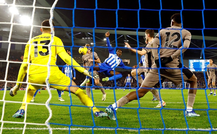 Đại tiệc bàn thắng sân AMEX, Tottenham thua thảm Brighton- Ảnh 2. Đại tiệc bàn thắng sân AMEX, Tottenham thua thảm Brighton- Ảnh 2.