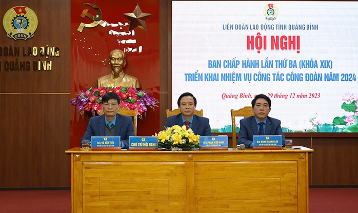 Nhiều lợi ích thiết thực cho đoàn viên, người lao động ở Quảng Bình- Ảnh 1. Nhiều lợi ích thiết thực cho đoàn viên, người lao động ở Quảng Bình- Ảnh 1.