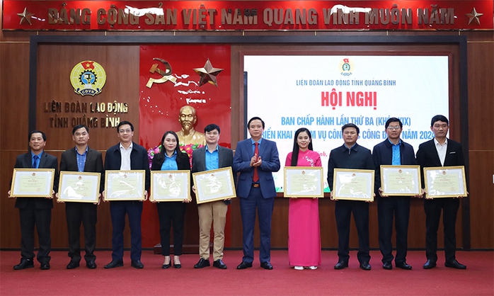 Nhiều lợi ích thiết thực cho đoàn viên, người lao động ở Quảng Bình- Ảnh 3. Nhiều lợi ích thiết thực cho đoàn viên, người lao động ở Quảng Bình- Ảnh 3.