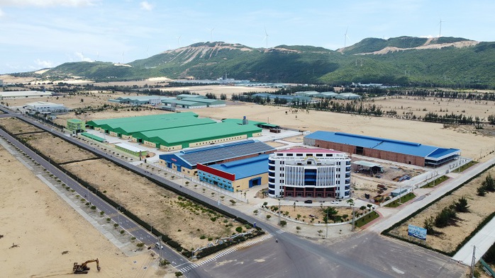 Bình Định thưởng Tết 2024 cao nhất là 250 triệu đồng- Ảnh 1. Bình Định thưởng Tết 2024 cao nhất là 250 triệu đồng- Ảnh 1.