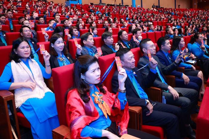Đề nghị công đoàn phối hợp tham gia triển khai 1 triệu căn hộ nhà ở xã hội- Ảnh 2. Đề nghị công đoàn phối hợp tham gia triển khai 1 triệu căn hộ nhà ở xã hội- Ảnh 2.