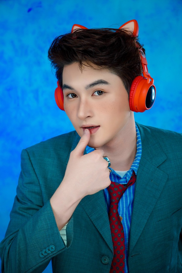 Con trai nghệ sĩ hài Minh Nhí thi nhan sắc
- Ảnh 5. Con trai nghệ sĩ hài Minh Nhí thi nhan sắc
- Ảnh 5.