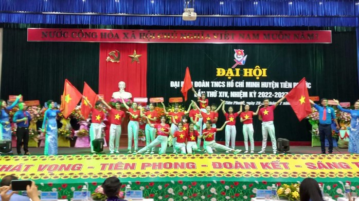 Kết nối triệu con tim yêu nước qua âm nhạc- Ảnh 1. Kết nối triệu con tim yêu nước qua âm nhạc- Ảnh 1.