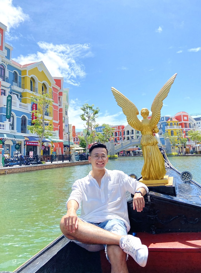Bạn trẻ tuổi rồng lạc quan đón "năm tuổi"- Ảnh 4. Bạn trẻ tuổi rồng lạc quan đón "năm tuổi"- Ảnh 4.