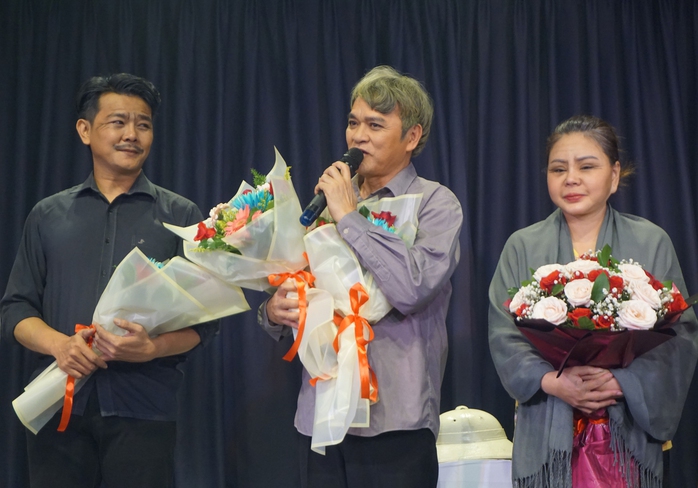 Rôm rả dự án mới của nghệ sĩ "Mai Vàng"- Ảnh 2. Rôm rả dự án mới của nghệ sĩ "Mai Vàng"- Ảnh 2.