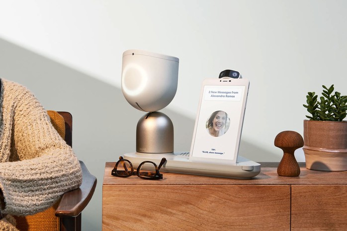 Robot ElliQ của Công ty Intuition Robotics (Israel) được trang bị công nghệ AI để giúp người già bớt cảm giác cô đơn Ảnh: TIME Robot ElliQ của Công ty Intuition Robotics (Israel) được trang bị công nghệ AI để giúp người già bớt cảm giác cô đơn Ảnh: TIME