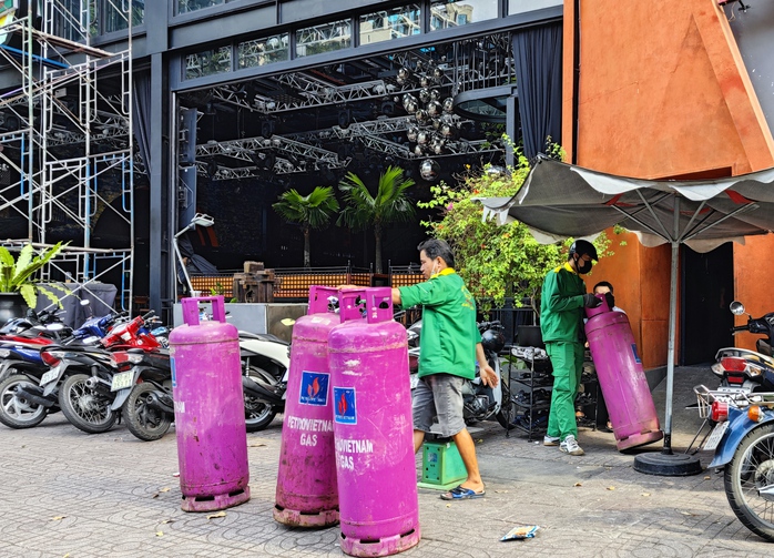 Giá gas tăng đầu năm mới 2024- Ảnh 1. Giá gas tăng đầu năm mới 2024- Ảnh 1.