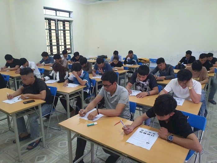 Hà Tĩnh: Hơn 800 doanh nghiệp giải thể, tạm ngừng hoạt động trong năm 2023- Ảnh 2. Hà Tĩnh: Hơn 800 doanh nghiệp giải thể, tạm ngừng hoạt động trong năm 2023- Ảnh 2.
