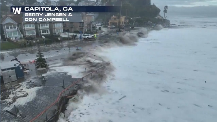 Mỹ: Vì sao California hứng sóng lớn 6-9 m liên tục nhiều ngày?- Ảnh 5. Mỹ: Vì sao California hứng sóng lớn 6-9 m liên tục nhiều ngày?- Ảnh 5.