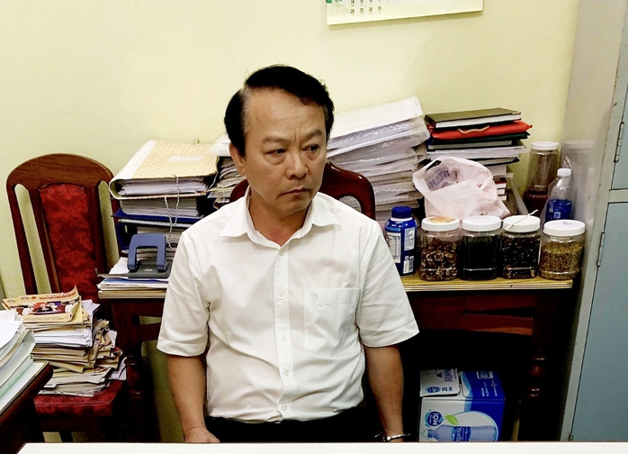 Bất ngờ với lời khai của thẩm phán về 1,5 tỉ đồng hối lộ- Ảnh 1. Bất ngờ với lời khai của thẩm phán về 1,5 tỉ đồng hối lộ- Ảnh 1.