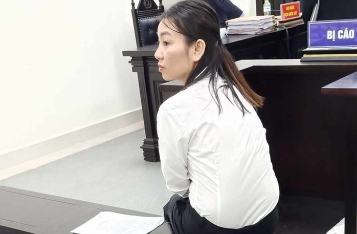 "Thánh nổ" mạo danh cán bộ Văn phòng Chính phủ, lừa hàng chục tỉ đồng- Ảnh 1. "Thánh nổ" mạo danh cán bộ Văn phòng Chính phủ, lừa hàng chục tỉ đồng- Ảnh 1.