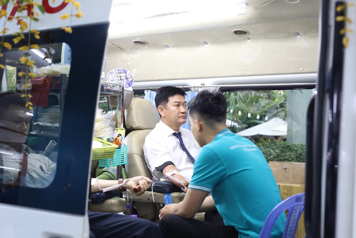 Đoàn viên - lao động SAWACO hiến máu cứu người- Ảnh 2. Đoàn viên - lao động SAWACO hiến máu cứu người- Ảnh 2.